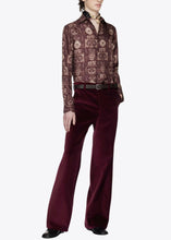 Load image into Gallery viewer, BERRY/CREAM TOILE PRINT SILK SHIRT.