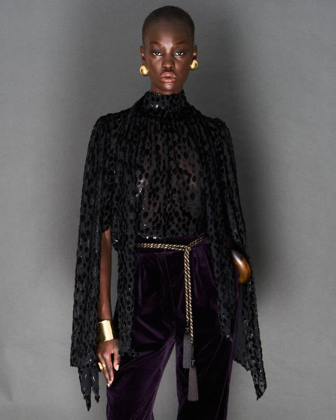 DRAMATIC VELVET SPOT BLOUSE
