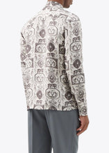Load image into Gallery viewer, WHITE/BLACK TOILE PRINT SILK SHIRT.
