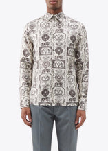 Load image into Gallery viewer, WHITE/BLACK TOILE PRINT SILK SHIRT.
