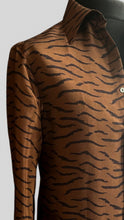 Load image into Gallery viewer, EXOTIC TIGER SILK DUPION PRINTED SHIRT.
